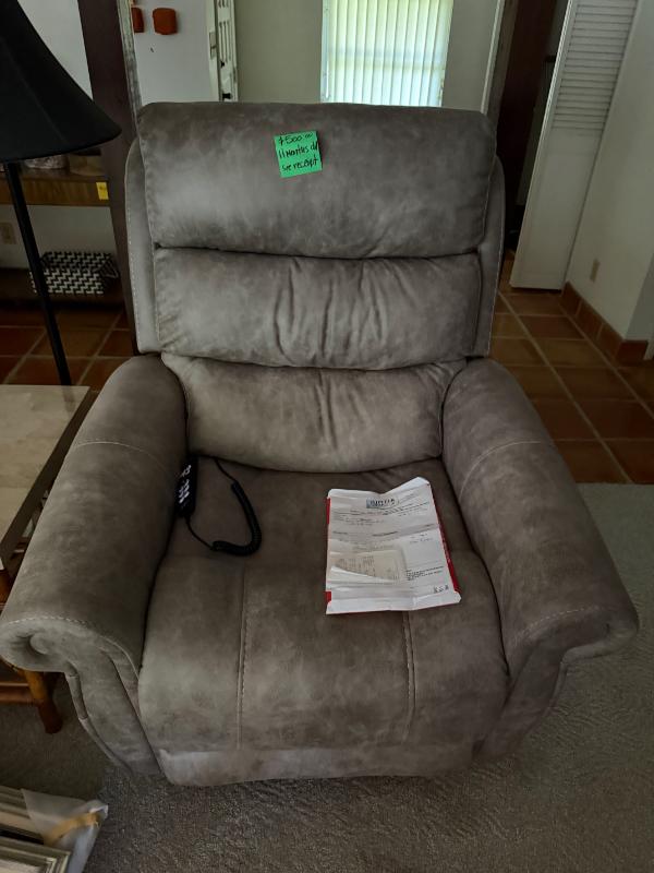 Sale Photo Thumbnail #40