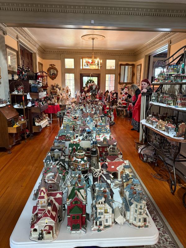 Sale Photo Thumbnail #11