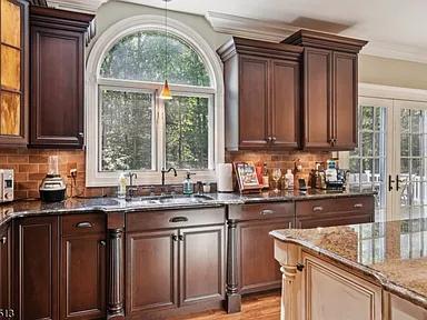 Sale Photo Thumbnail #8