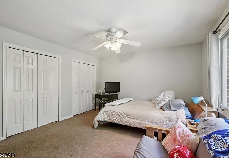 Sale Photo Thumbnail #23