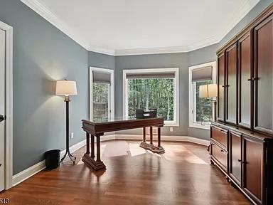 Sale Photo Thumbnail #17