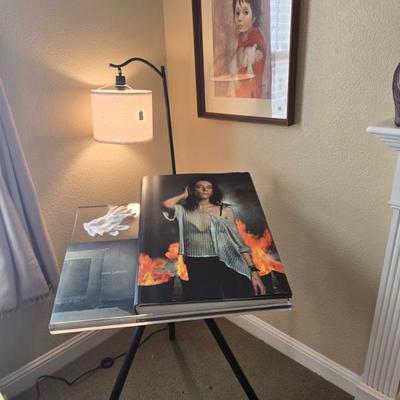 Signed Leibovitz book/stand