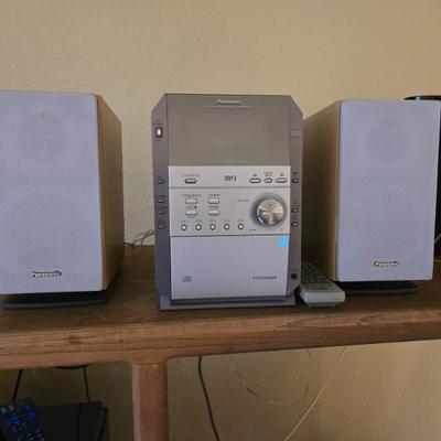 Sale Photo Thumbnail #101: modular stereo