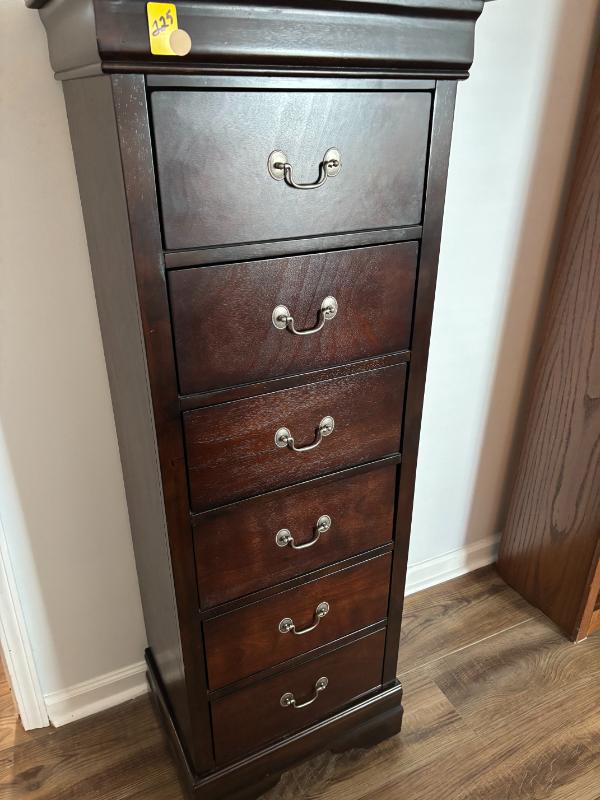 Sale Photo Thumbnail #31