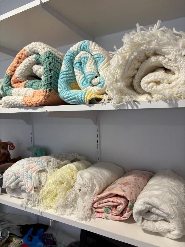 Sale Photo Thumbnail #41