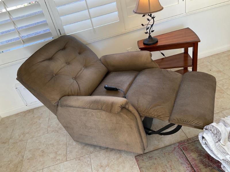 Sale Photo Thumbnail #3