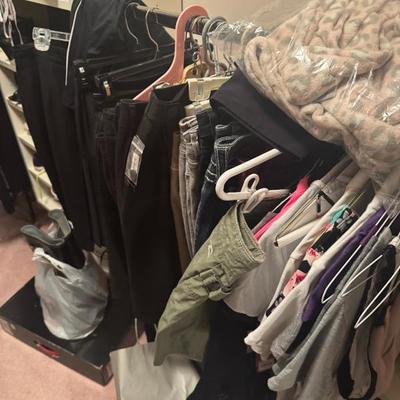 Sale Photo Thumbnail #38