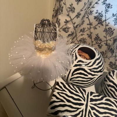 Sale Photo Thumbnail #154