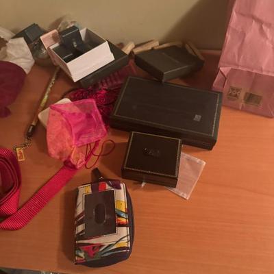 Sale Photo Thumbnail #175