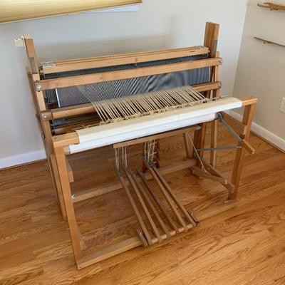 Sale Photo Thumbnail #28: Leclerc Artisat floor loom