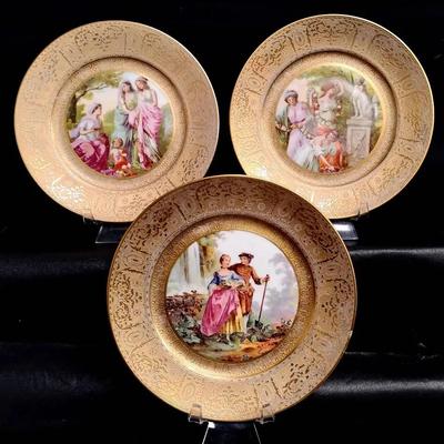 Vintage 22 Karat Gold Royal China Display Plates 