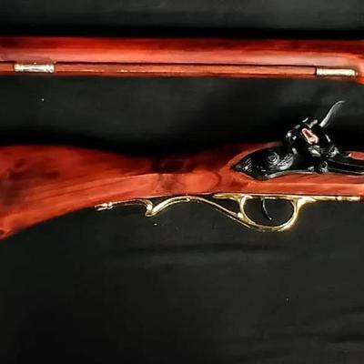 Vintage Spanish Decorative Flintlock-Style Wall Display Rifle
