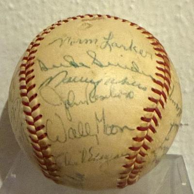 Sale Photo Thumbnail #17