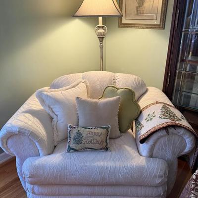 Sale Photo Thumbnail #45