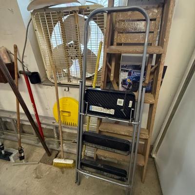 Sale Photo Thumbnail #36