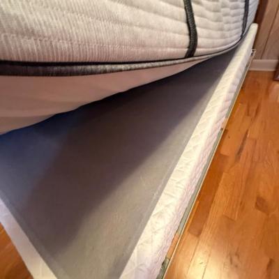 Sale Photo Thumbnail #153