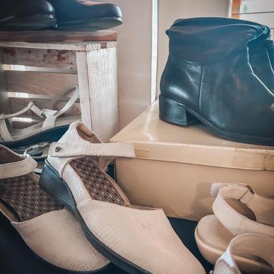 Sale Photo Thumbnail #24