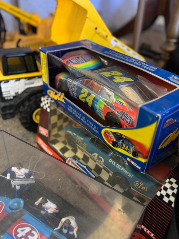 Sale Photo Thumbnail #26