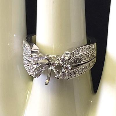 Gorgeous18K White Gold Multiple Diamonds Ring w/ No Center Stone * Weight = 8.64g * Size 7 Sizeable 