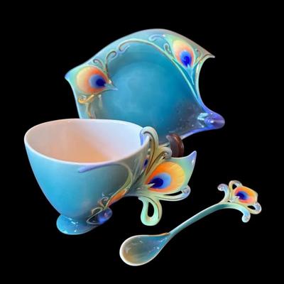 FRANZ  Peacock Teacup, Saucer, Spoon Set FZ01206