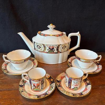 Royal Crown Derby English Bone China Set ‘ Chelsea Garden ‘