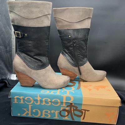 NEW! OTBT ‘Roswell Dirty Grey’ Boots * Women’s Size US 9 M