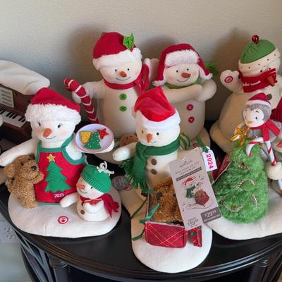 Hallmark Snowmen With Sound & Motion! * Piano Playing, Puppies & Christmas Joy!