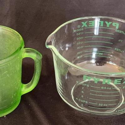 Collectible Vintage Green Vaseline Glass Liquid Measuring Cup & Lg 8 Cup Pyrex Glass Measuring Cup