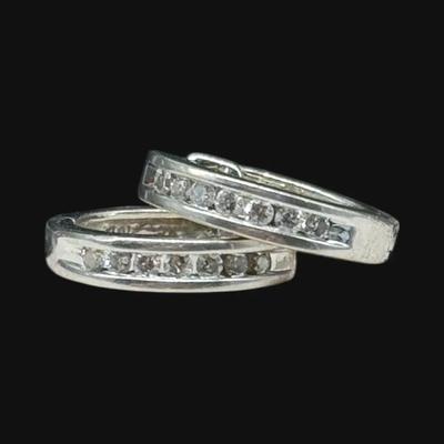 057) NAGL Certified 14K White Gold Diamond Hoop Earrings – 0.21ctw