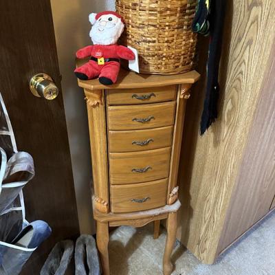 Sale Photo Thumbnail #40