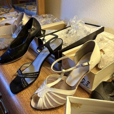 Sale Photo Thumbnail #36