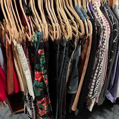 Sale Photo Thumbnail #312