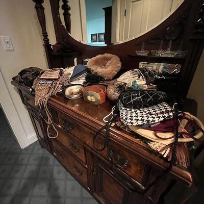 Sale Photo Thumbnail #324