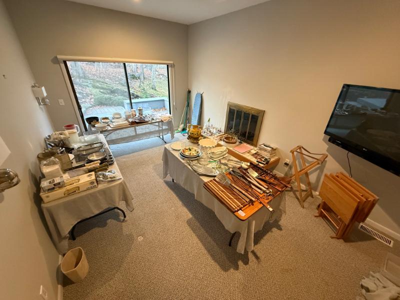 Sale Photo Thumbnail #12