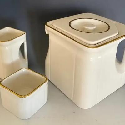 Vintage “Crown Devon” Staffordshire Cube Tea Set From Queen Elizabeth 1 Cunard Line