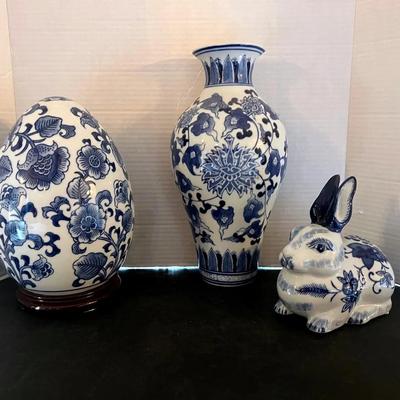 Seymour Mann Porcelain Large Egg Stand, Wall Pocket Vase, Bunny Figurine 