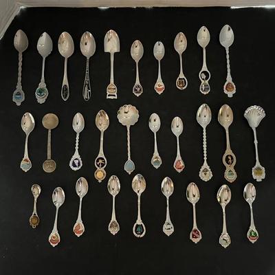 Souvenir Spoons Variety Cities Countrys USA Japan (29)