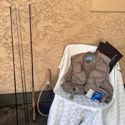 Master Sportsman Best Sz L, Walker Wood Net, Anglers Roost Fishing Pole 3pc 6/7 wt Cover 