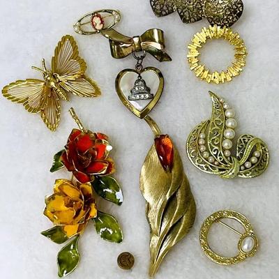 “Monet” and More Vintage Brooches