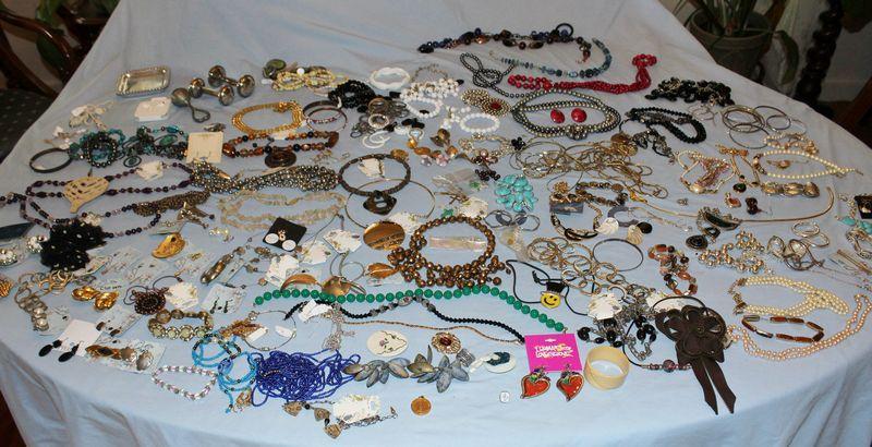 Sale Photo Thumbnail #181