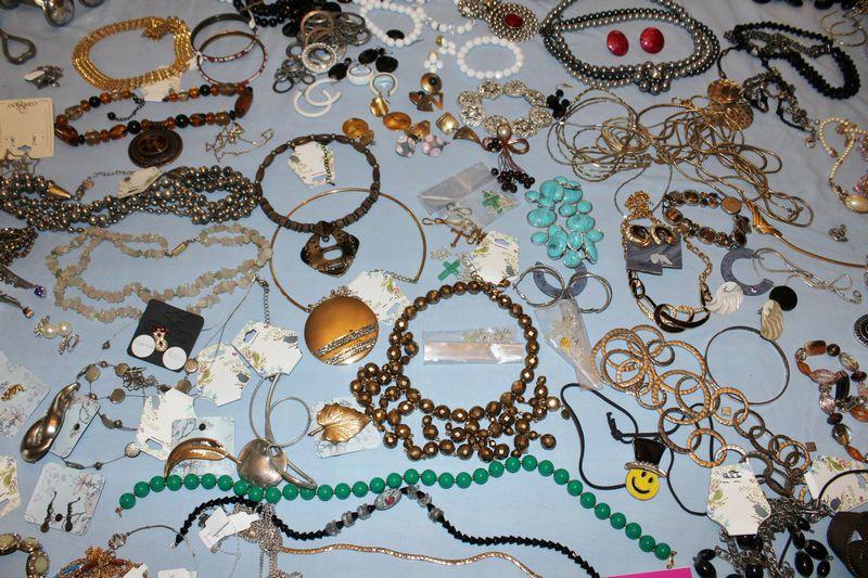 Sale Photo Thumbnail #163