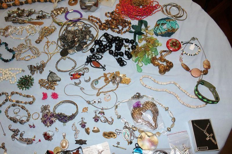 Sale Photo Thumbnail #171