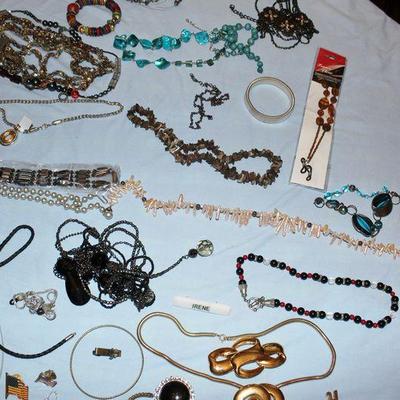 Sale Photo Thumbnail #140