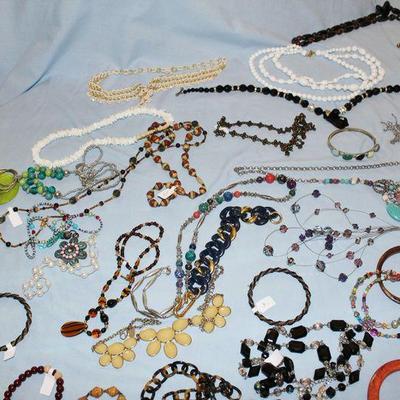 Sale Photo Thumbnail #159