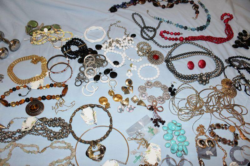 Sale Photo Thumbnail #164