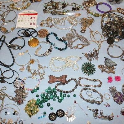 Sale Photo Thumbnail #147