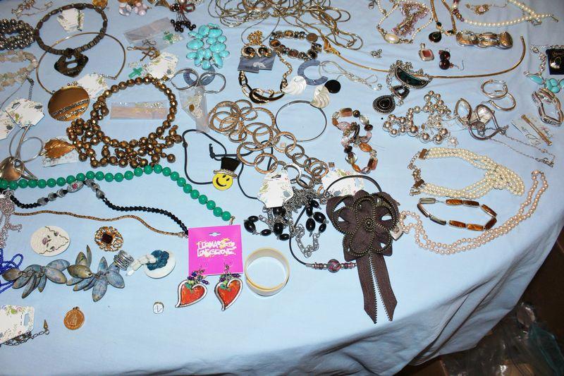 Sale Photo Thumbnail #162