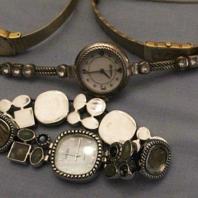 Sale Photo Thumbnail #126