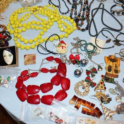 Sale Photo Thumbnail #150