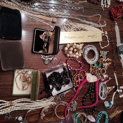 Sale Photo Thumbnail #8